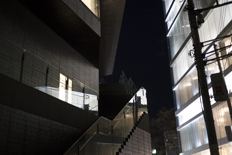 view from alley // omote-sando